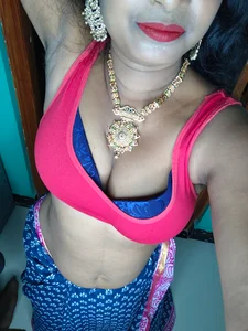 V_Hot_Shila My all time Hot Photos 🍑🔥🔥🔥 For free Foto 2