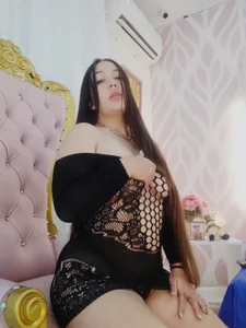 SashaDurante kullanıcısının I love sitting on your face and having you fuck me with your tongue. Let's do it love. albümü -  3 fotoğraf