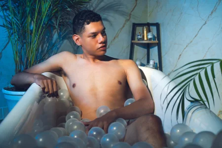 milo_cruz_ Ball Bath  3টি ছবি