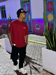 Resting de Jacob_606  3 Imagens