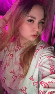 cute_eye_twinkl Public Pic 3