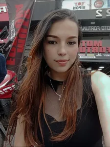 bella__girl Public Pic 5