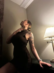 Anna_Carters: She moves like a secret. ( 6 фото)