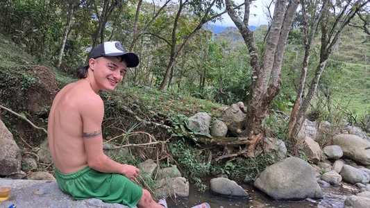 Happy day! de skinny23cm  3 Imagens