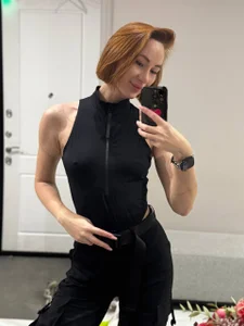 Serena_West_ Public Pic 2