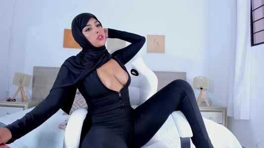 Lea_nahid black day Hình