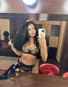 SelenaKys Public 사진 9