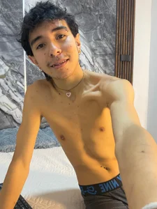 NoahWalker__ know me Pic 9