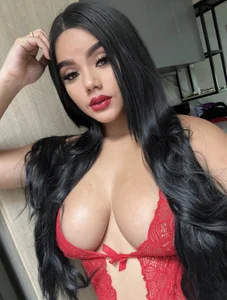 Natasha_byの🖤🍒の 2枚の写真