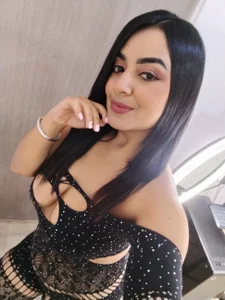 Scarlett_jhonsonn_ hi love Pic
