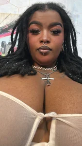 Anaa_Fuentessのa beautiful faceの 4枚の写真