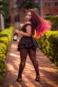 CandyMartinez_ My birthday! - {count, plural, one {תמונה אחת} two {שתי תמונות} many {# תמונות} other {# תמונות}}
