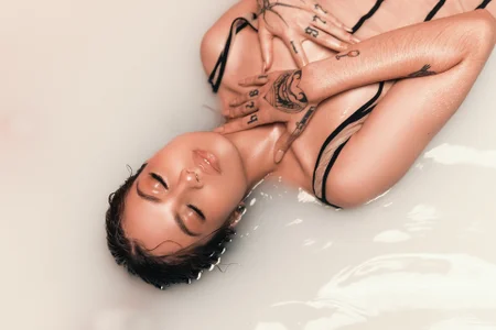 MarianneLane I'm your wet dream Foto 6