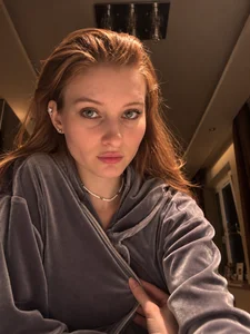 EllyCerry A Little Closer Pic 2