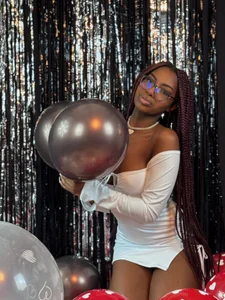 Raquel_jones HAPPY BRITHDAY 20 FEBRARY 2025 Pic 4