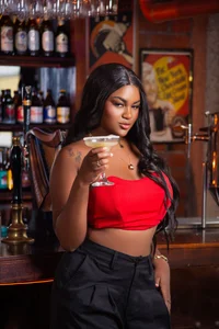 Noa_Adams 𝐀 𝐃𝐑𝐈𝐍𝐊 𝐓𝐎𝐆𝐄𝐓𝐇𝐄𝐑?🍸 Pic