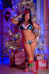 soyemi santa's helper! Pic 2