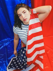 TomLondon_ Happy July 4 Pic 5