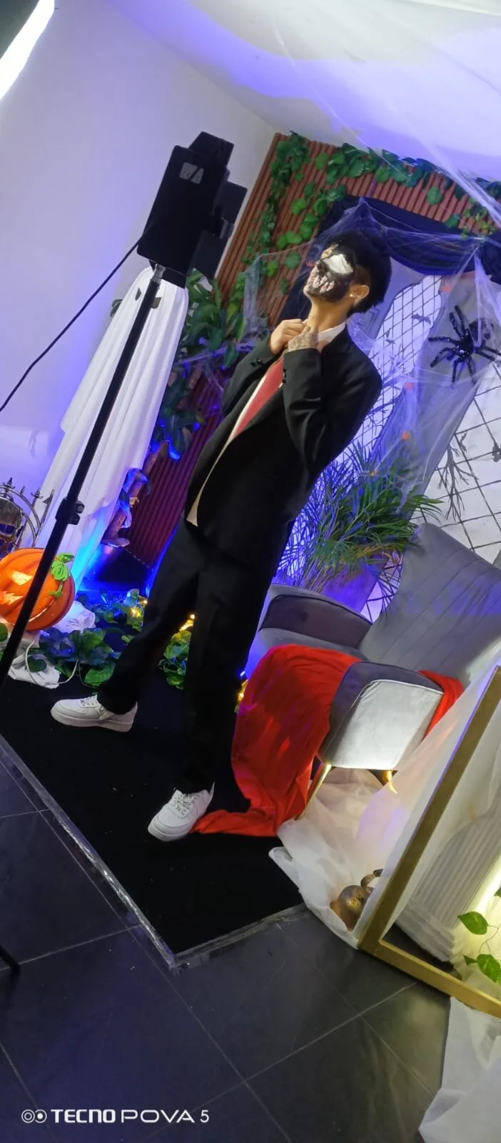 MikeHunteer Právě oblíbené foto 5561