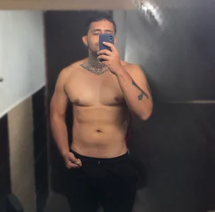 aronmiller404 Public  2. fénykép