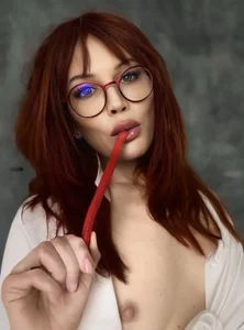 Ruby-LuvMy fetishes are feet and ass🍓 Bild