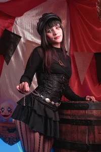 Juana_gh1: Trick or treat?🎃 ( 4 фото)