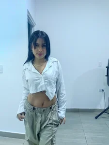 MariaJoseWalker's Wake up, my sweetest temptation… ☀️🔥 From 9:00 AM to 5:00 PM (Colombia time), I’m here, ready to dr Sex Photo 3