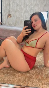 JuliaDavis_1 Sensual and perverse Foto 3