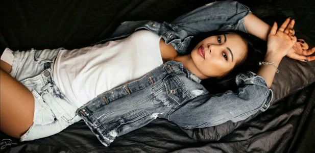 exotic_filipina_beauty Myself Foto 2