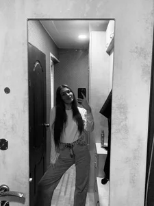 LeonoraWoods Public Pic 5