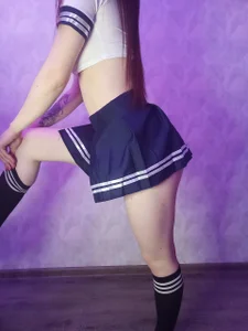 Victoria-Sun: Public ( 2 фото)