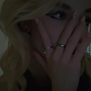 RacheleMimes Public Pic