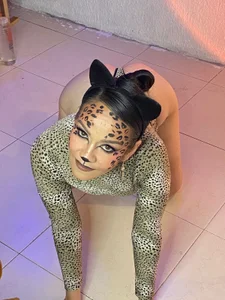 brandi_bae1 I saw a cute kitten✨💕 Immagine  8