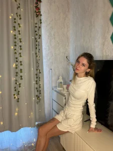 NellieEinspahr Little naughty girl  9টি ছবি