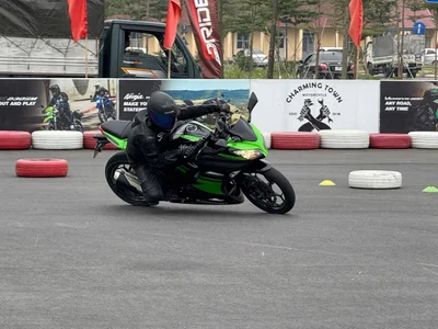 OnlyMan90 Public Immagine  3