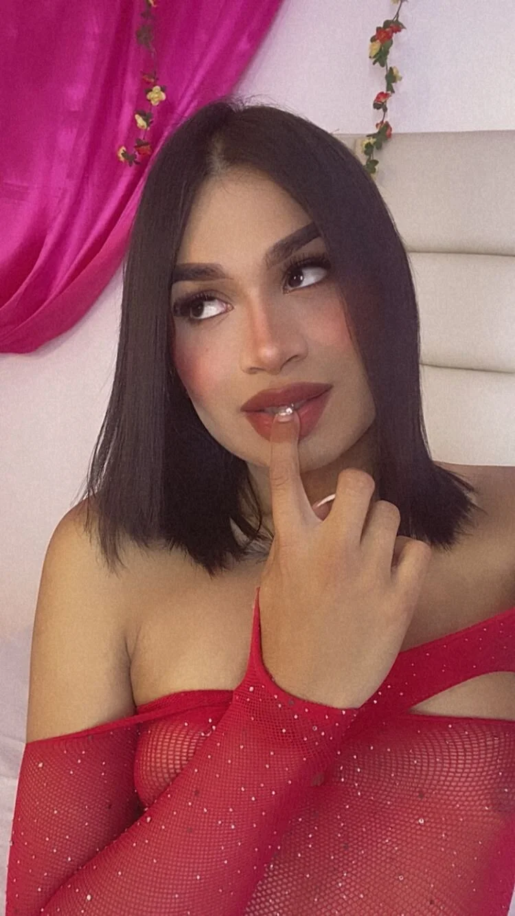 Трендове зображення  7618 Silvanna-Casstro