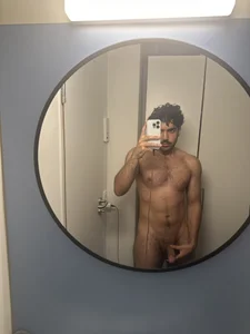 fitarabguy Naked Poză 2
