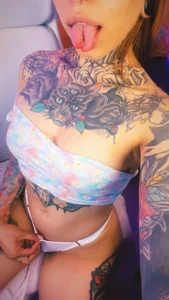 wicked_nina Enjoy my tattoos and feets ♥ Pic
