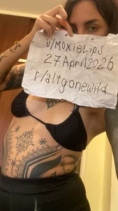 obeycarrienoona Brunette Era . fénykép