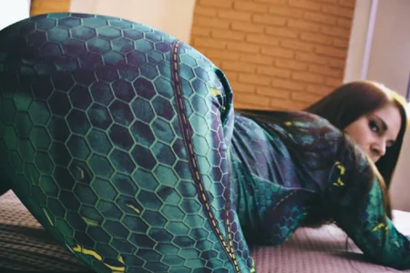 Ellis_Foxy H20 圖片