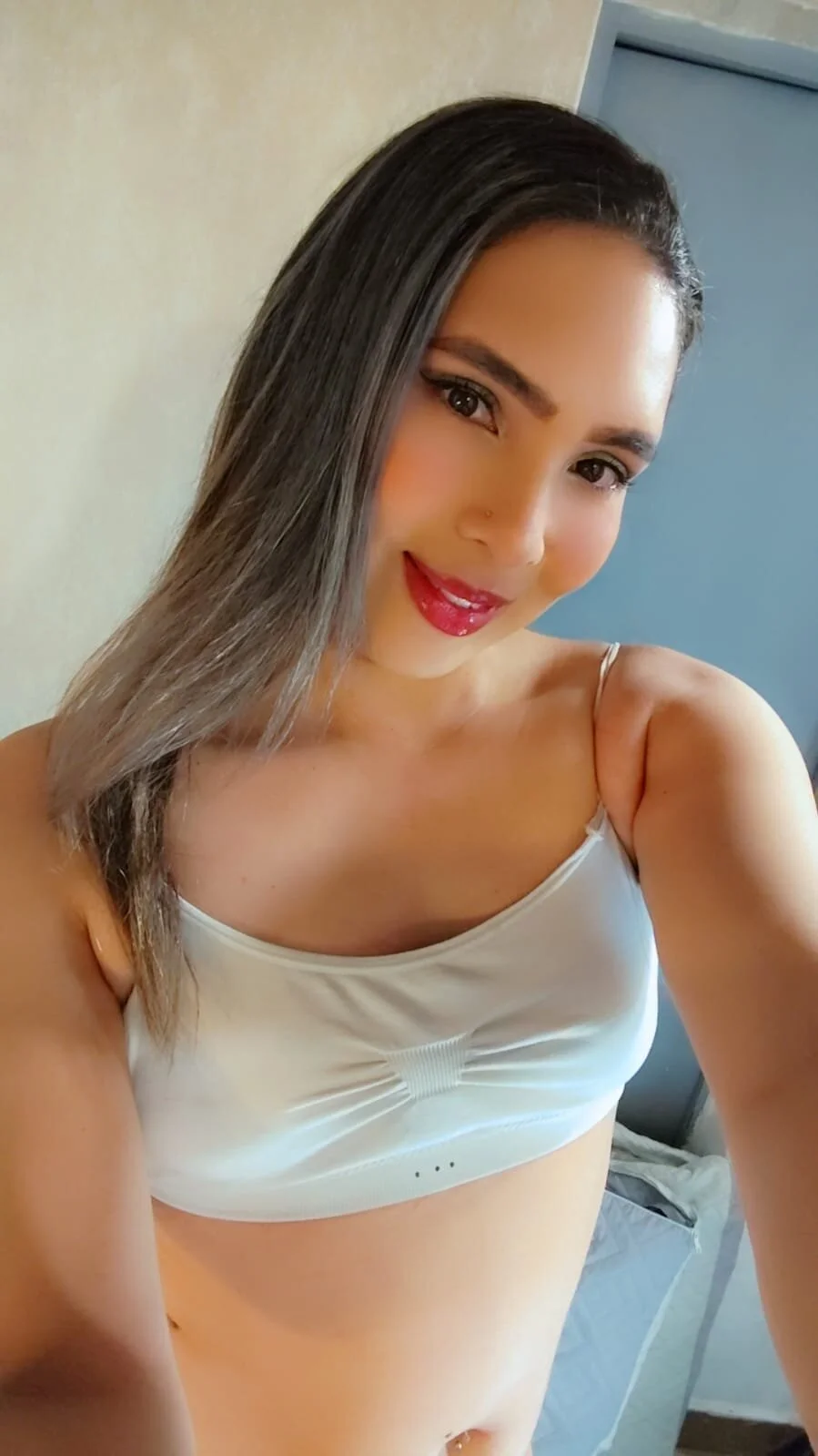 isabelle_scott 热门图片 2267