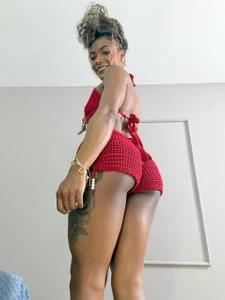 kiaratentation magnetism💋 Foto 4