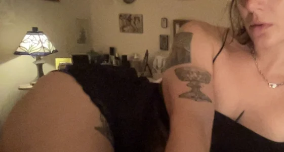 Zdjęcia monaroeee tease<3:  4