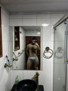 Benjii_Carter1 BIG MUSCLES Pic 5