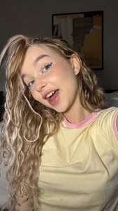 -teenytiny- few selfies for your phone ☺️ Pic 4