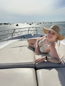 Cutiepiespanks Unedited Barefoot & Bad Behavior Pic 8