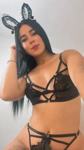 Ivy_rein 🖤 صورة واحدة|Ivy_rein 🖤 صورتان|Ivy_rein 🖤  2 صور|Ivy_rein 🖤  2 صورة