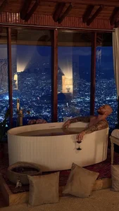 Adam_Meyer10の🍷の 4枚の写真