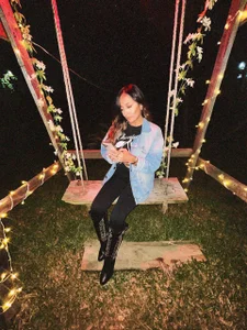 DianaHopson's photo
