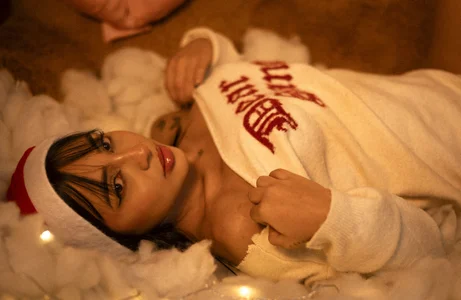 Merry Christmas to you!!🤍 de maddy_brookss  Imagens